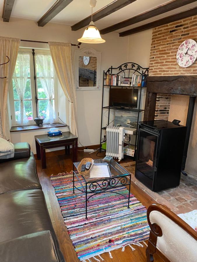 Red Gate Cottage Saulgond Экстерьер фото
